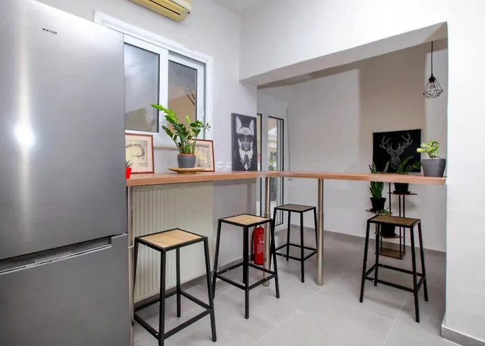 Jocasta - Cocoon Apartment Near Metro Station